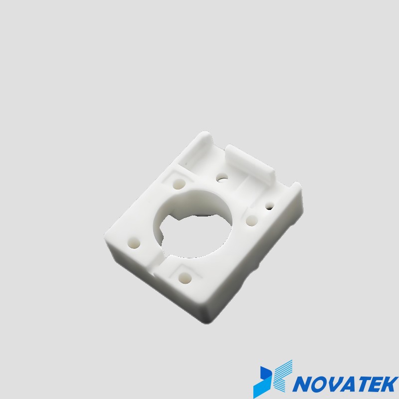 Insulated alumina ceramic connector