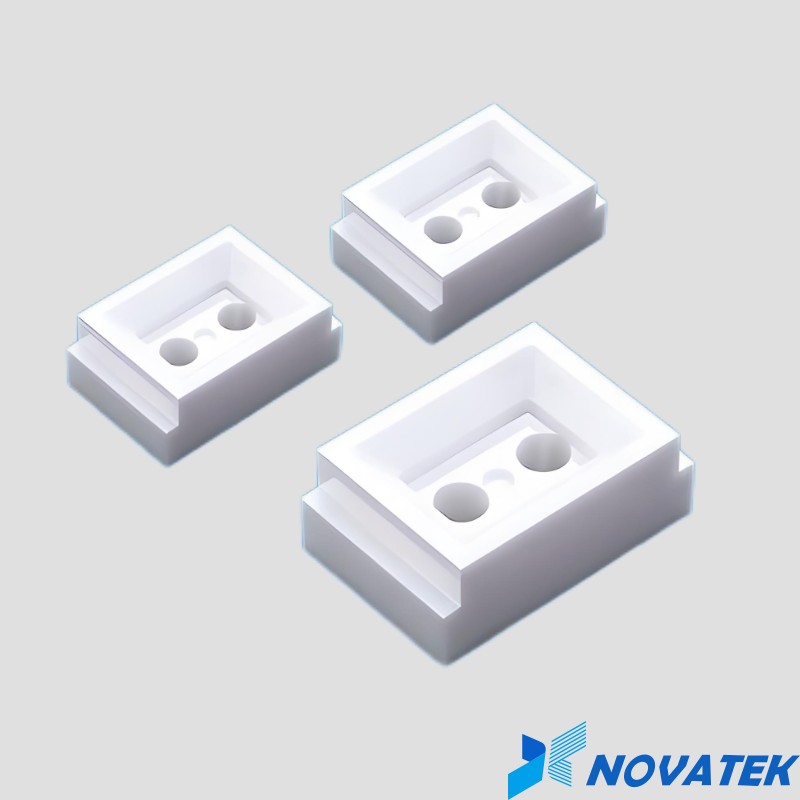 Alumina ceramic fastener